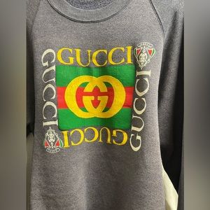 80’s bootleg GUCCI sweatshirt in great condition.